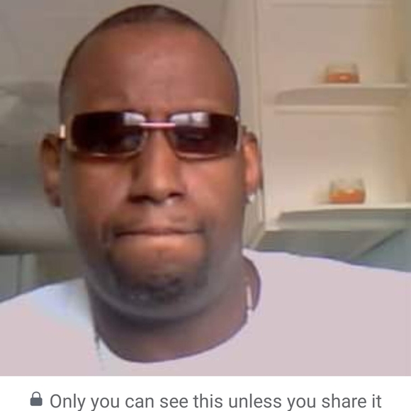 Johnie Mills - Poshmark Profile Picture of Johnie Mills (@wishbone1234) on Poshmark