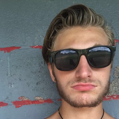 Profile Picture of Luke Hanshaw (@luke_hanshaw) on Twitter