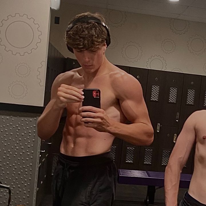 Profile Picture of Tyler Bennetch (@tylerbennetch.24) on Tiktok