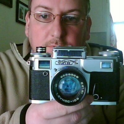 Profile Picture of Chris Bloom (@chrisbloom1970) on Twitter