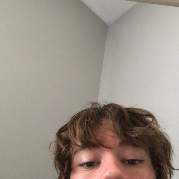 Profile Picture of Matthew Eddy (@mattheweddy) on Poshmark