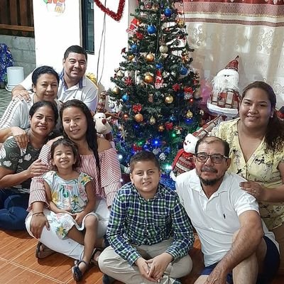 Profile Picture of Julio Olives (@julio_olives) on Twitter