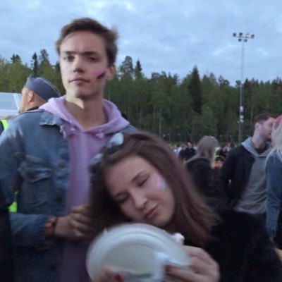 Profile Picture of Julia Horvath (@juliahorvath99) on Twitter