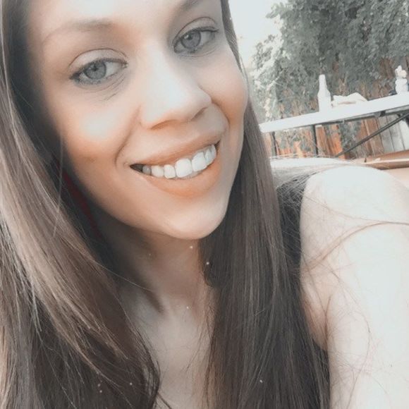 Profile Picture of Brittany Pugel (@brittanypugel) on Poshmark