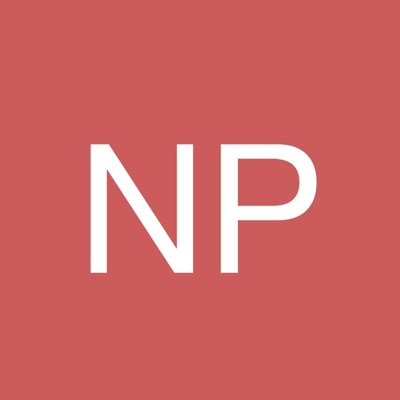 Profile Picture of Noelia Paulino (@noelia1319) on Poshmark