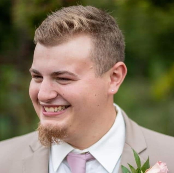 Profile Picture of Johnathan Stallman (@j_stallman) on Poshmark