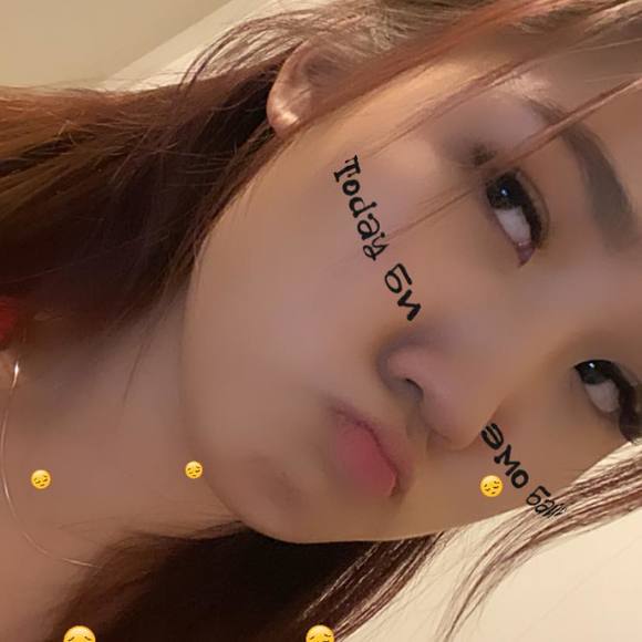 Profile Picture of Purevsuren Shagdarsuren (@lucy052916) on Poshmark