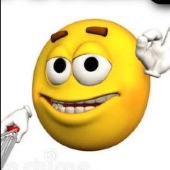 Profile Picture of Jaycee Martinez (@reireireigen) on Poshmark