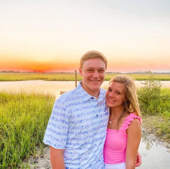 Profile Picture of Caroline Kramlich (@carokramlich) on Poshmark