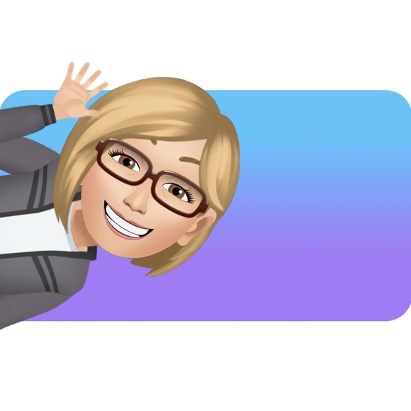 Profile Picture of Theresa Pellicore (@strasburg069) on Poshmark