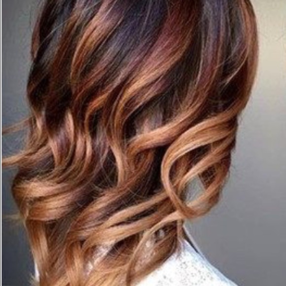 Profile Picture of Jacqueline Ogilbee (@kdjehuek) on Poshmark