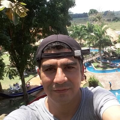 Profile Picture of Eduardo Linares (@eduardolinares9) on Twitter