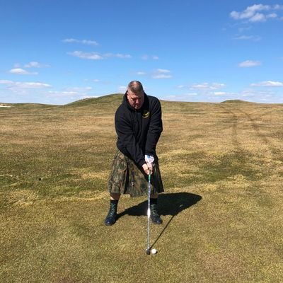 Profile Picture of Jim Csogi (@LuciferHund99) on Twitter