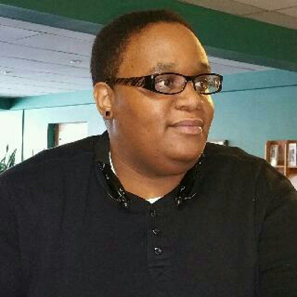 Profile Picture of Nicole Entzminger (@star3534) on Poshmark