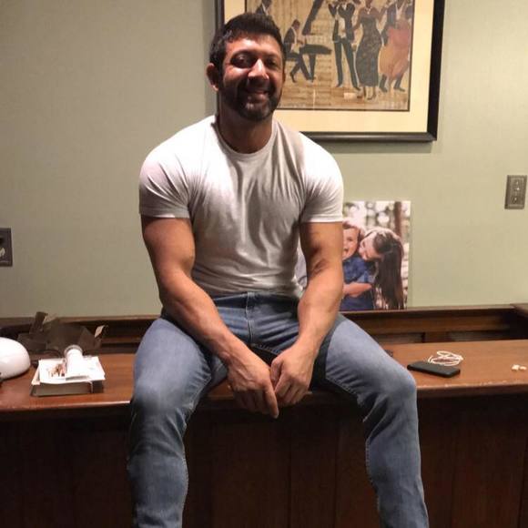 Profile Picture of Tony Caruso (@tonycaruso) on Poshmark