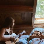 Profile Picture of carly winter (@carlywintermusic) on Instagram