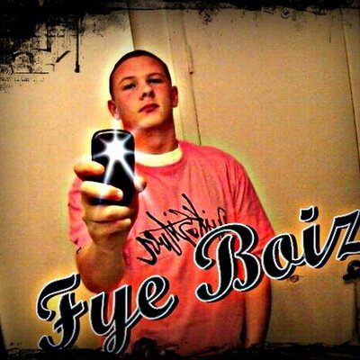 Profile Picture of Brian (@FyeBoiz) on Twitter