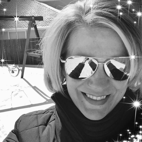 Profile Picture of Amanda Finn (@alparksga) on Poshmark