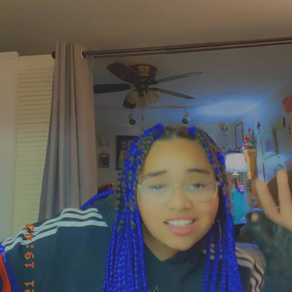 Profile Picture of Emma Duprat (@emmadu1809) on Poshmark