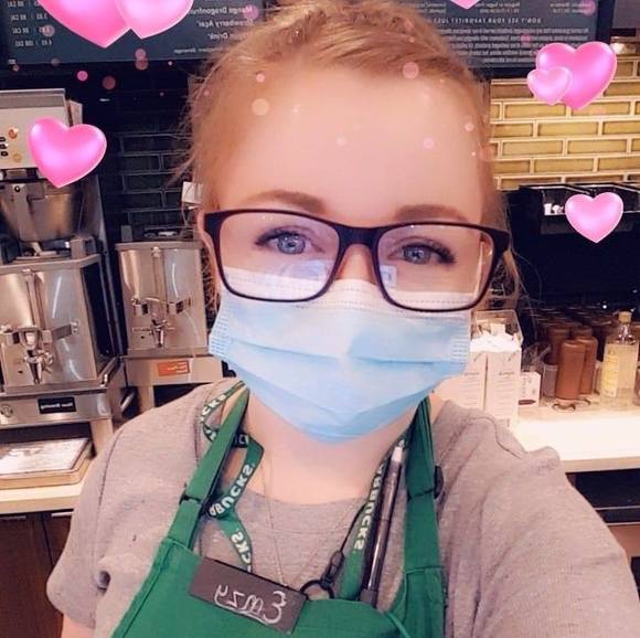 Profile Picture of Emily Oravetz (@emzyoravetz) on Poshmark