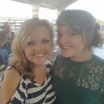 Profile Picture of April Carr Hall (@aprilcarrhall) on Instagram