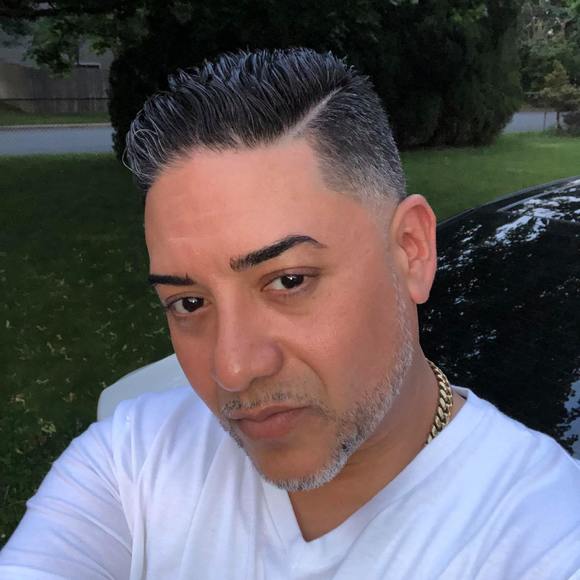 Profile Picture of Raymond Camacho (@ray31575) on Poshmark