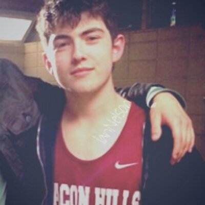 Profile Picture of Ian (@lanNeIson) on Twitter