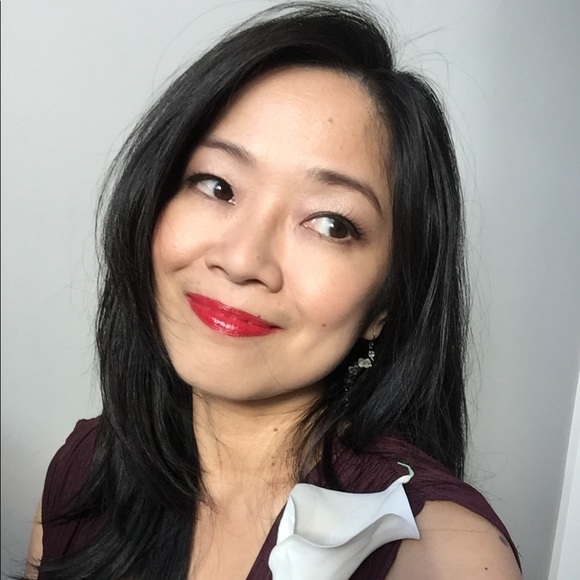 Profile Picture of Lisa Cheng (@smartp06) on Poshmark