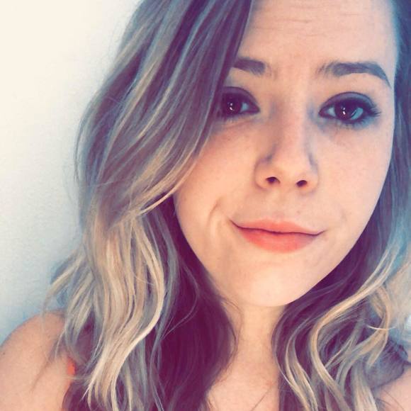 Profile Picture of Christy Mondello (@christymondello) on Poshmark