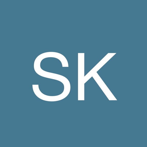 Profile Picture of Stephanie Knepper (@stephknepp82) on Poshmark