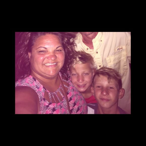 Profile Picture of Rustina B (@rustinab) on Poshmark