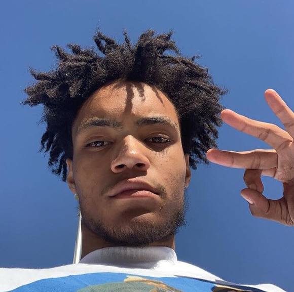 Profile Picture of Trey Maineyy (@maineyytrey) on Poshmark