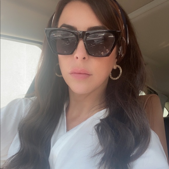 Profile Picture of Clarece Mitchell (@clarece) on Poshmark
