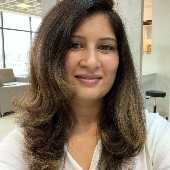 Profile Picture of Nilanjana Banerjee (@nilanjanaban496) on Poshmark