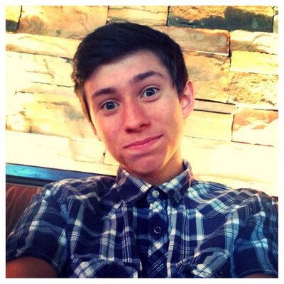 Profile Picture of Michael Verrochi (@_michaelversace) on Twitter