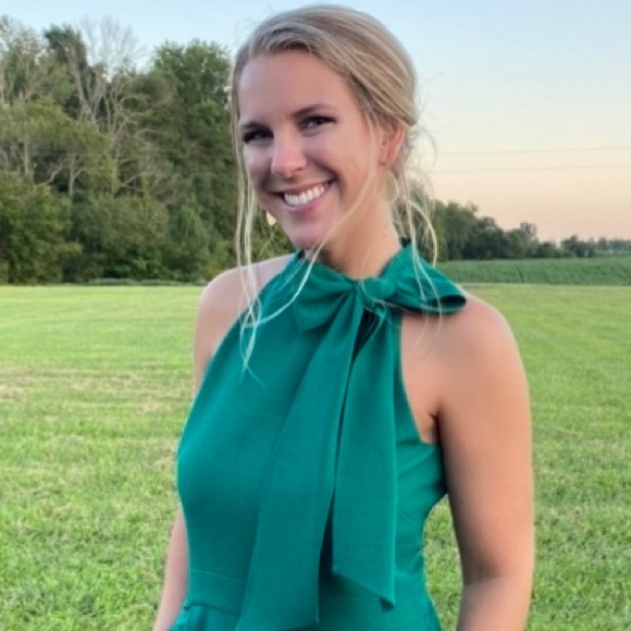 Profile Picture of Micah Price (@mcox95) on Poshmark