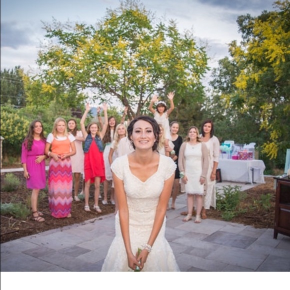 Rebecca Keever - Poshmark Profile Picture of Rebecca Keever (@rebeccakeever) on Poshmark