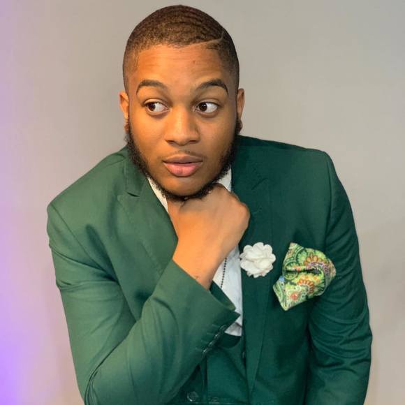 Profile Picture of Dee-arvis Keahey (@deearvis) on Poshmark