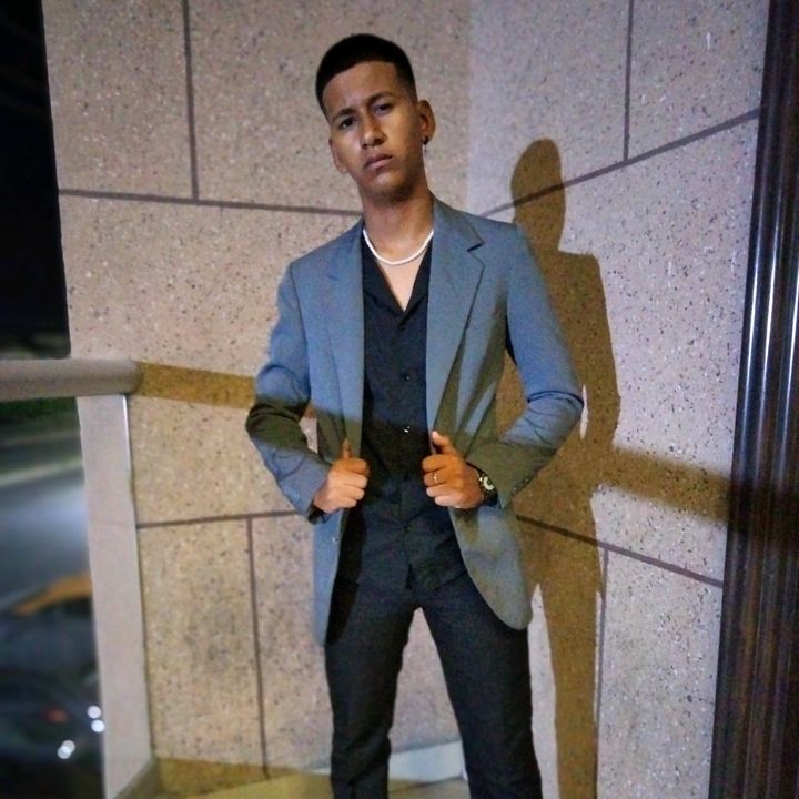 Profile Picture of Alejandro Cerda (@alejandrocerda812) on Tiktok
