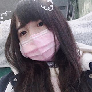 Profile Picture of 玟蓁 (@&) on Facebook