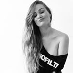 Profile Picture of Bruna Marcela ✩ (@brunah_) on Instagram