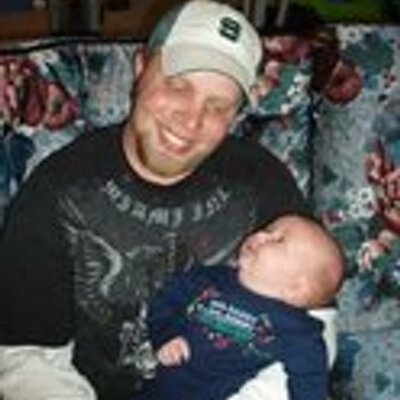 Profile Picture of Chris Mazurek (@concretekid12) on Twitter