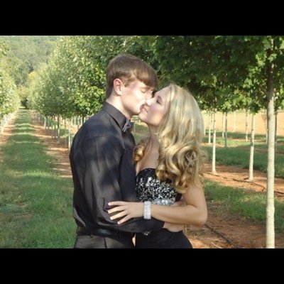 Profile Picture of Johnna Webb (@johnnakayeee) on Twitter