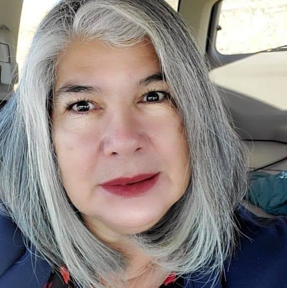 Profile Picture of Alice Herrera (@aliherrera2) on Poshmark