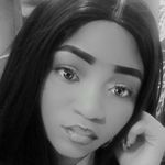 Profile Picture of Rachou la blanche (@rachou_la_blanche_officiel) on Instagram