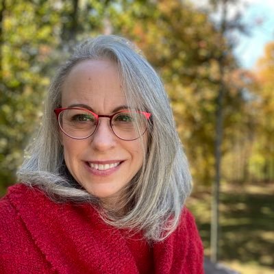 Profile Picture of Julie Finlay (@jafinlay) on Twitter