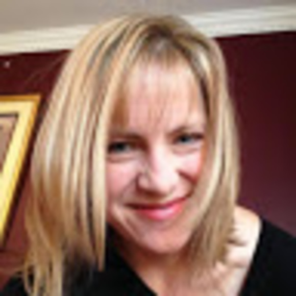 Profile Picture of Denel Bingel (@denelbingel) on Poshmark