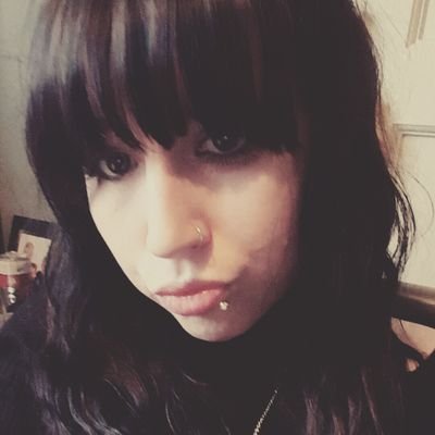 Profile Picture of Sophie Moses (@SophieMoses15) on Twitter