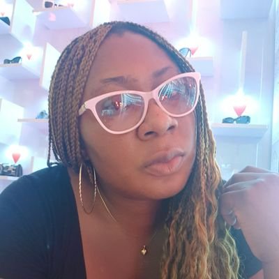 Profile Picture of Eneigele Aaron (@talk2_missB) on Twitter