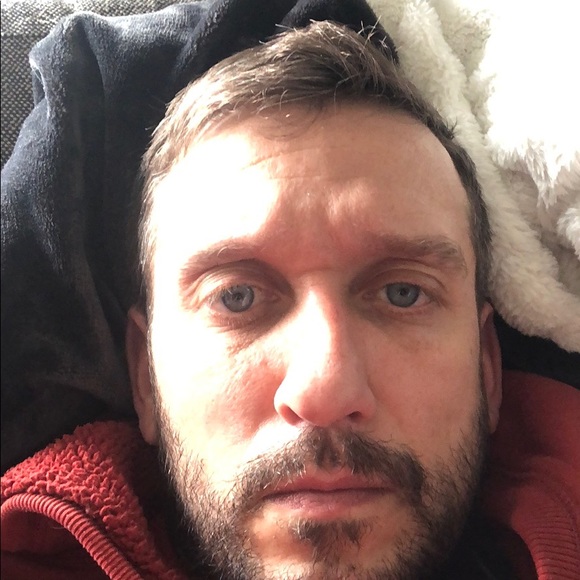 Profile Picture of David Rood (@davidrood) on Poshmark